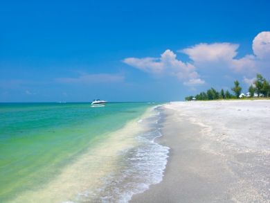 Sanibel Vacation Rental One Bedroom Sleeps 4 On Beach